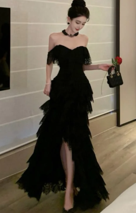 Charming A Line Black Off The Shoulder Tiered Lace Slit Without Sleeves Long Prom Dress,Evening Dress GG5470