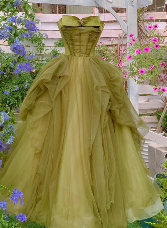 Unique Ball Gown Strapless Tulle Beaded Without Sleeves Long Prom Dress,Evening Dress GG5511