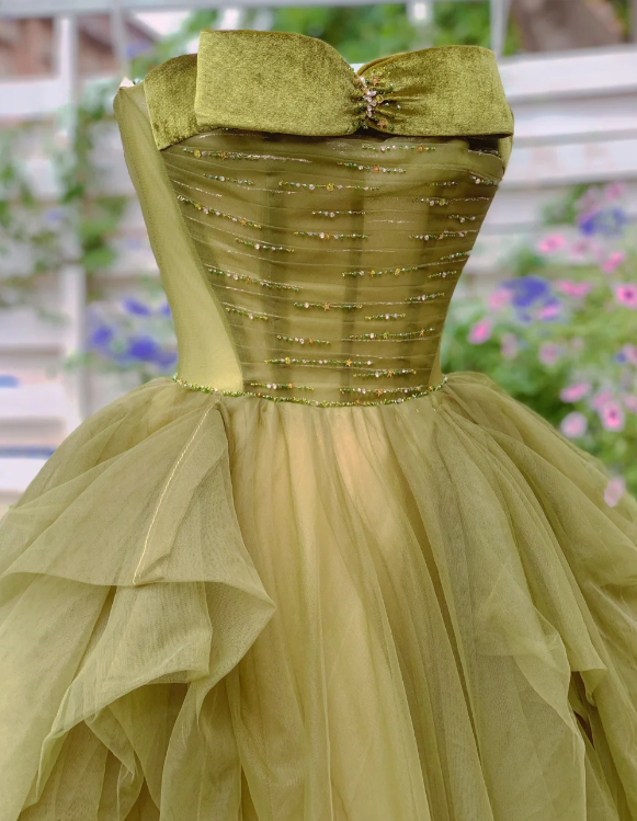 Unique Ball Gown Strapless Tulle Beaded Without Sleeves Long Prom Dress,Evening Dress GG5511