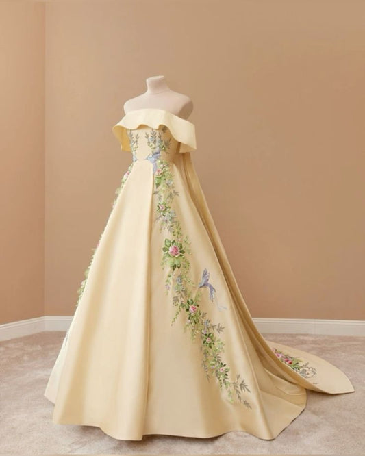 Elegant  A Line Strapless Pastel Yellow Satin Applique Long Prom Dress,Evening Dress GG841