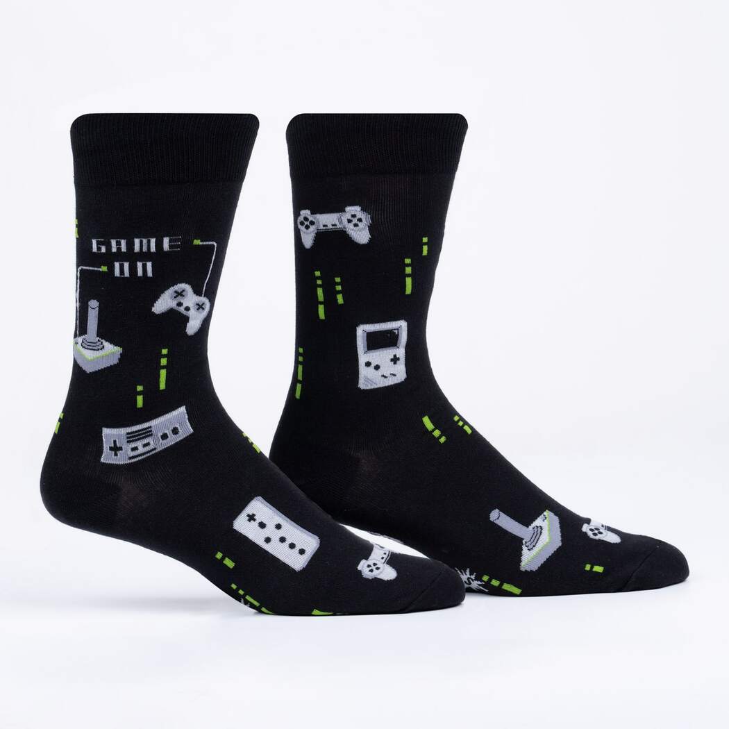 "Game on, Gaming Glow In The Dark Crew Socks L/XL"